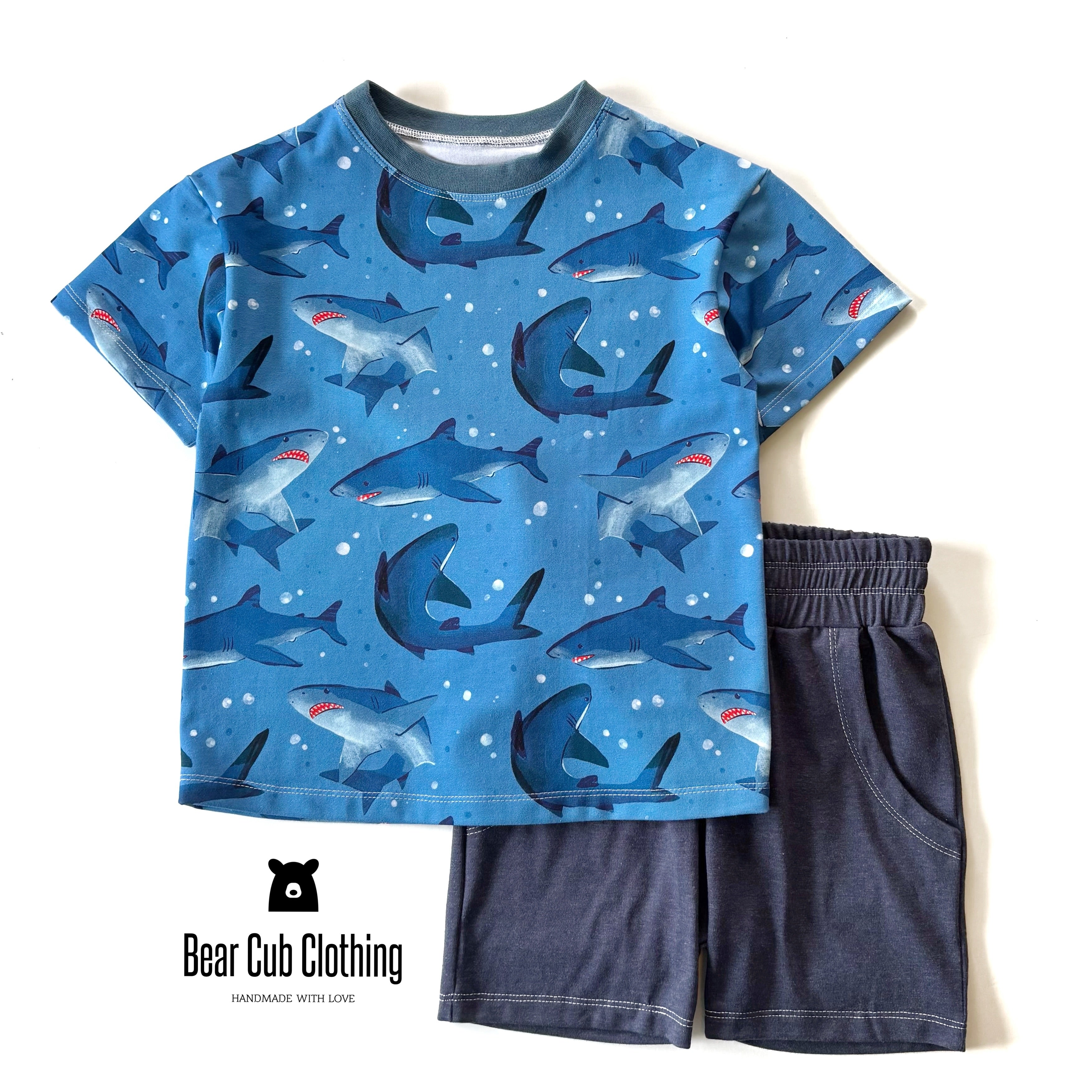 5t Shark Tee & Shorts Set