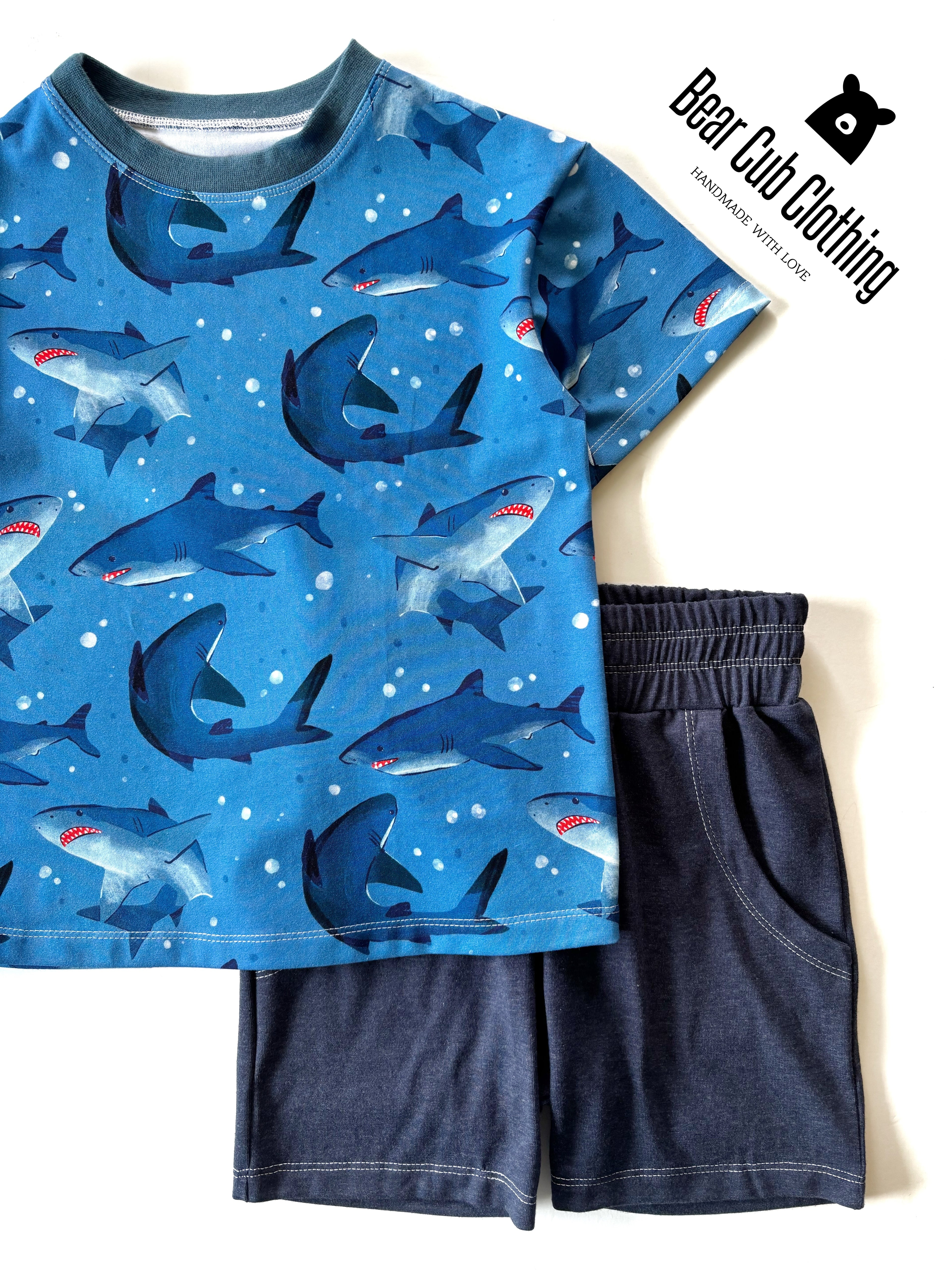 5t Shark Tee & Shorts Set